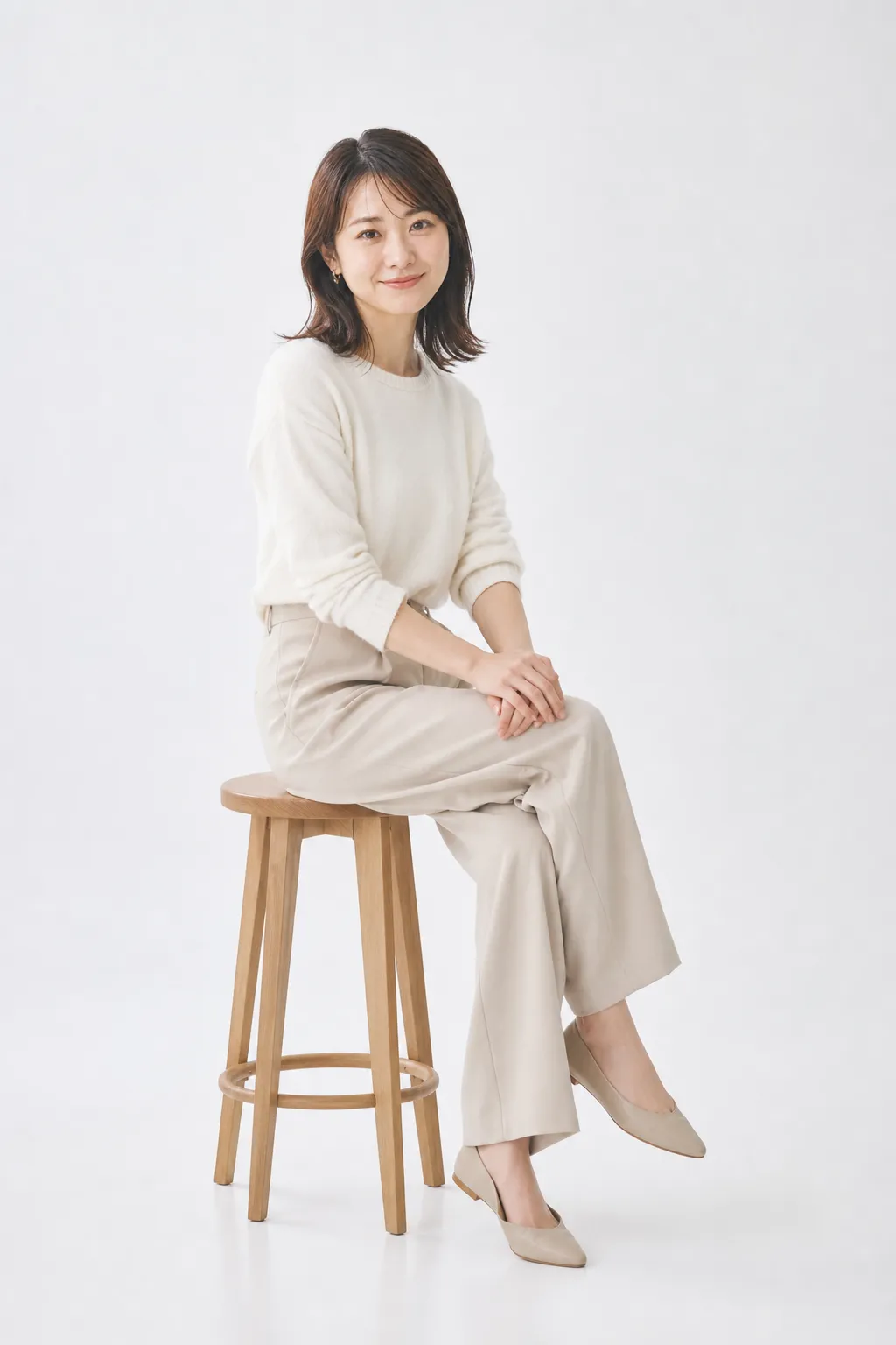 椅子に座った姿のイメージ